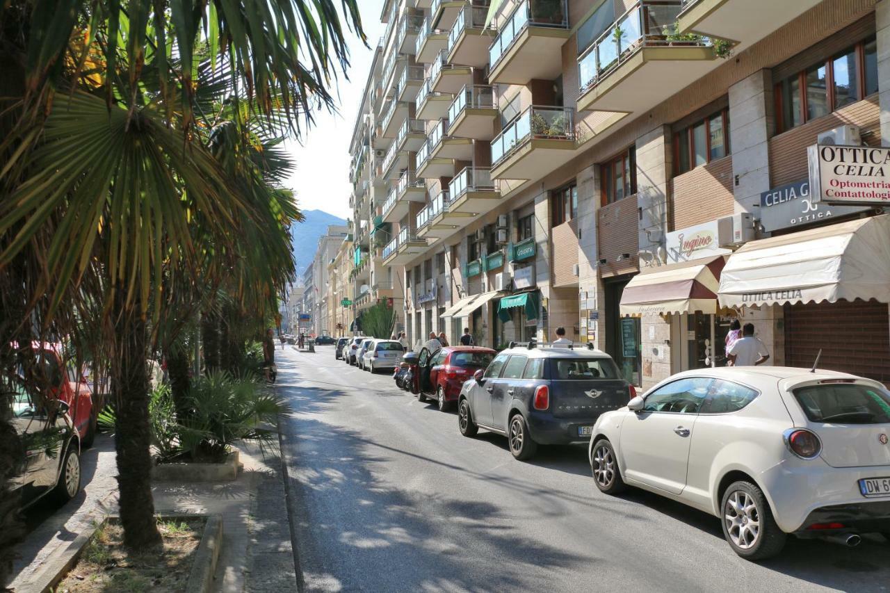 Solidea Bnb ซาแลร์โน ภายนอก รูปภาพ