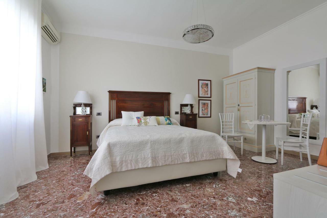 Solidea Bnb ซาแลร์โน ภายนอก รูปภาพ